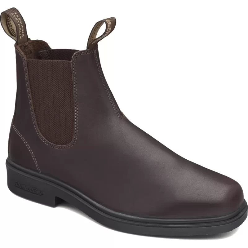 Mitre 10 hot sale blundstone boots